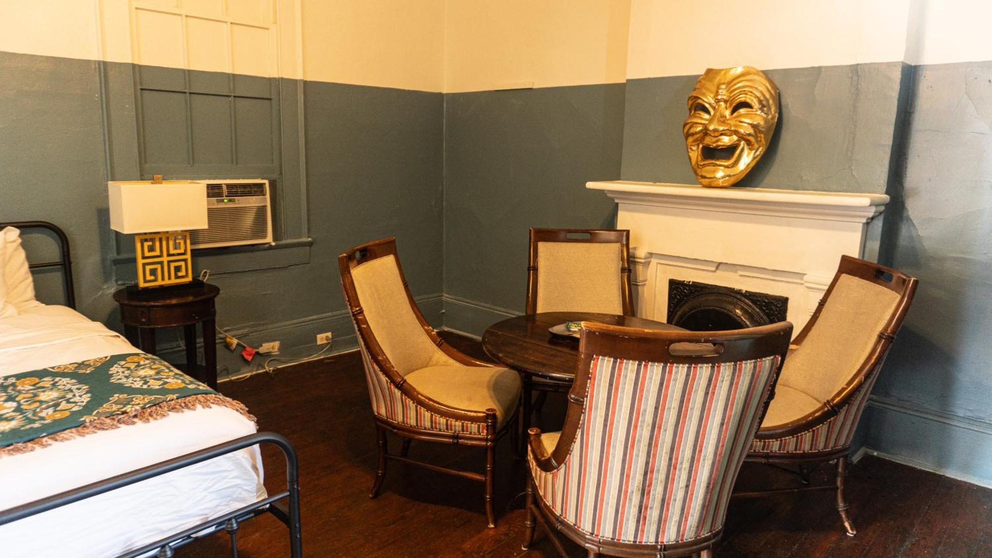 Historic Mardi Gras Inn นิวออร์ลีนส์ ภายนอก รูปภาพ
