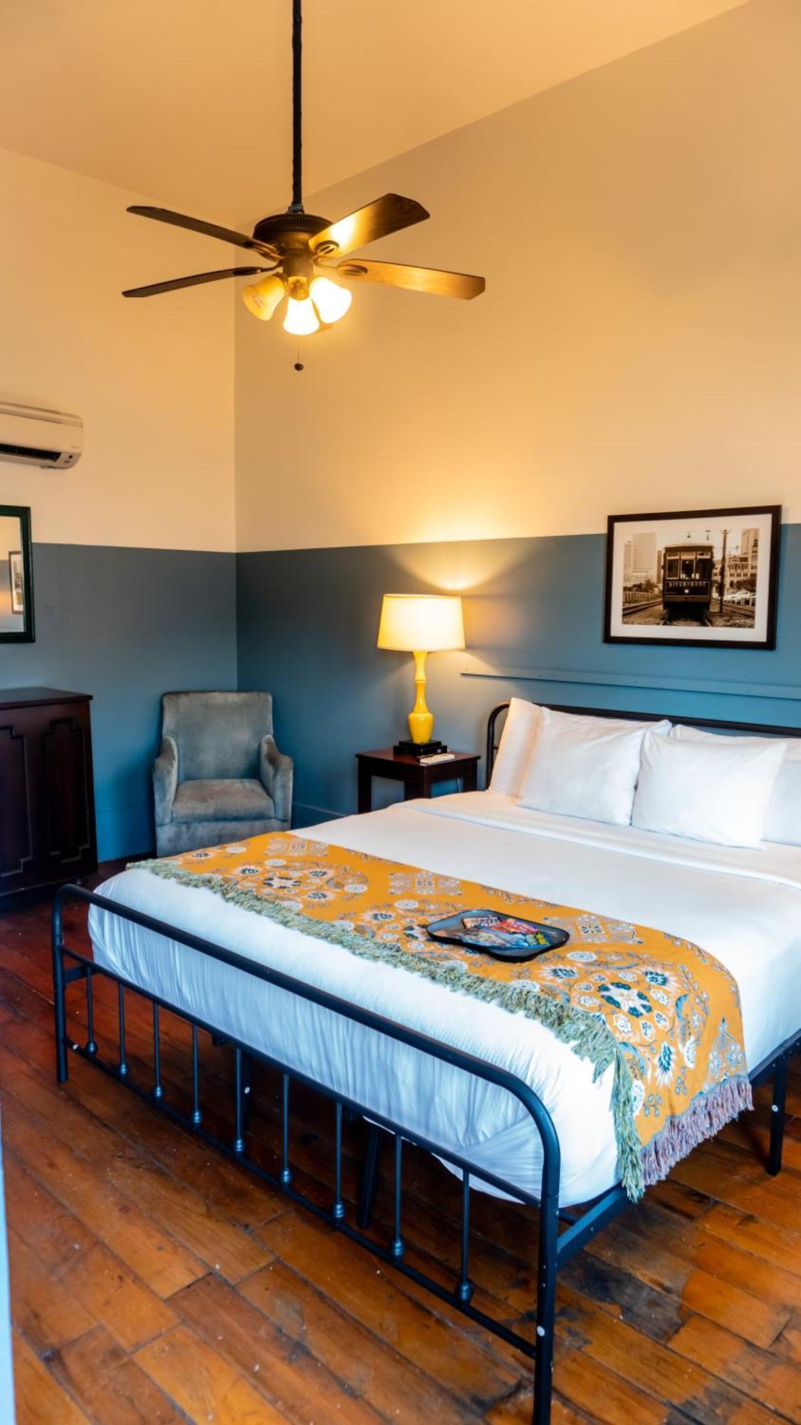 Historic Mardi Gras Inn นิวออร์ลีนส์ ภายนอก รูปภาพ