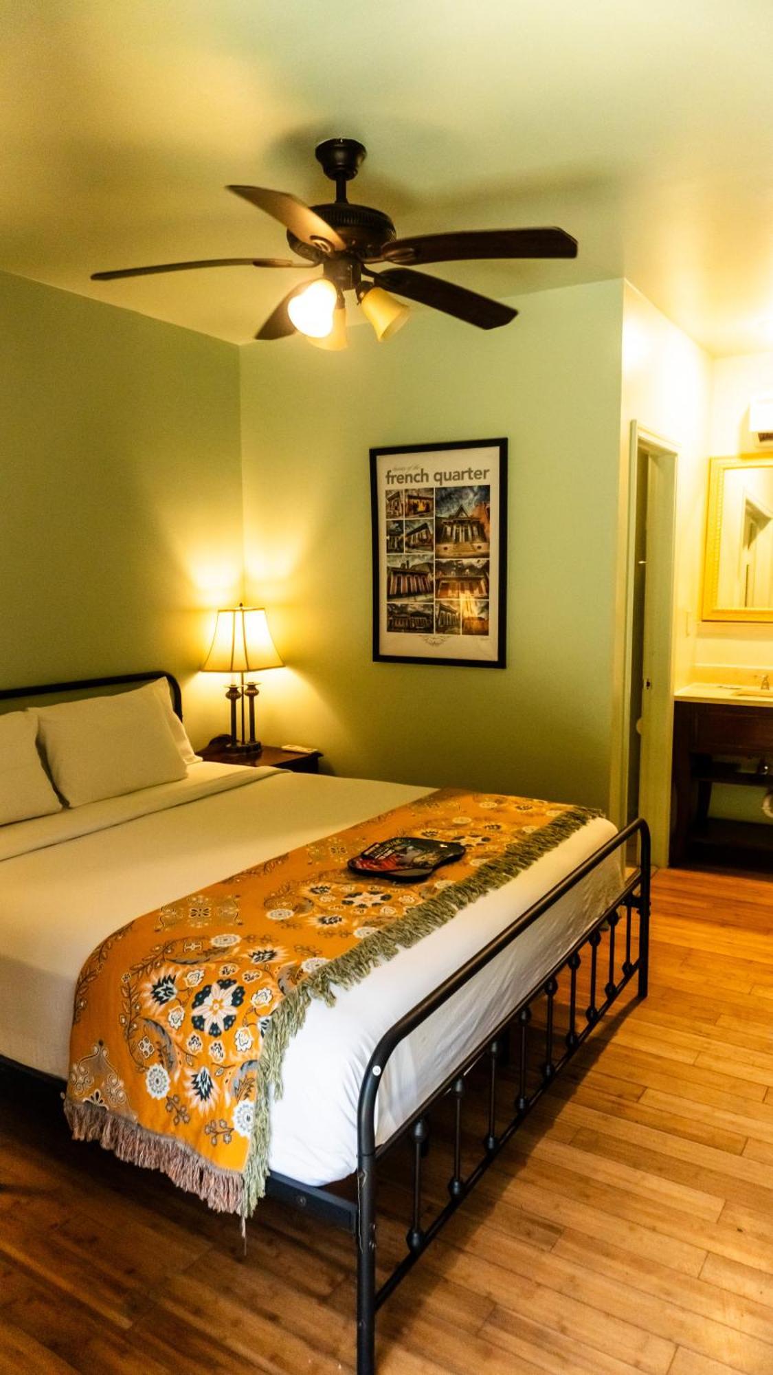 Historic Mardi Gras Inn นิวออร์ลีนส์ ภายนอก รูปภาพ