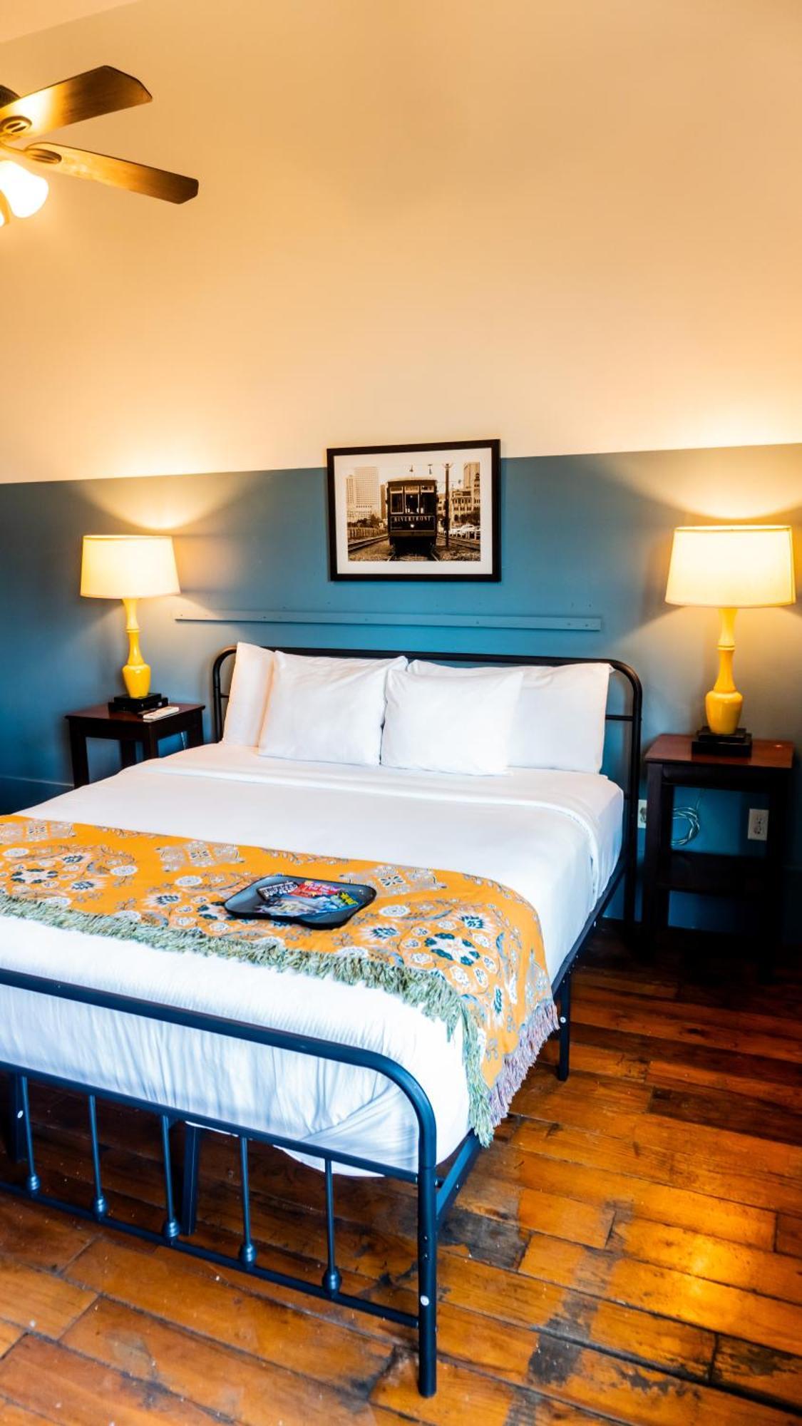 Historic Mardi Gras Inn นิวออร์ลีนส์ ภายนอก รูปภาพ